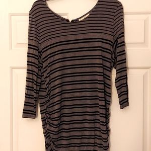 Maternity top with stripes